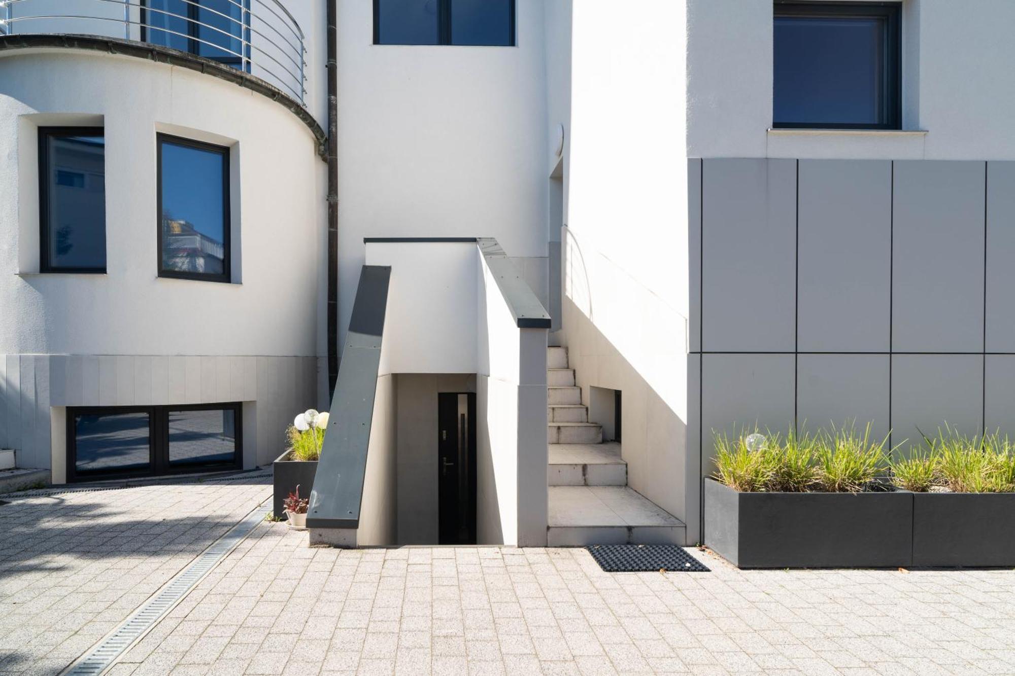 Comfort Apartments Korzeniowskiego กดิเนีย ภายนอก รูปภาพ